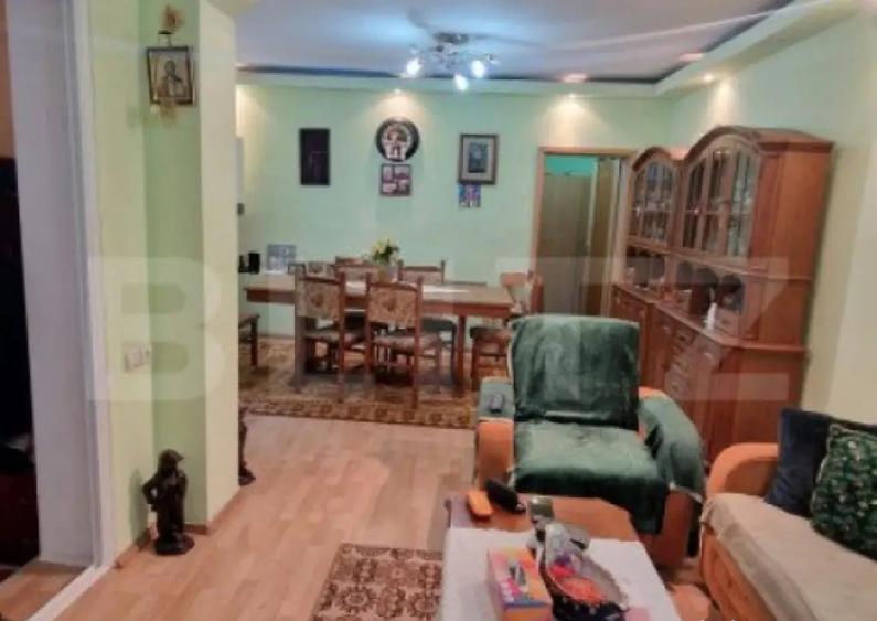 Casa in Centru Civic 4 camere , D +P+ E , PLUS SPATIU COMERC - 17