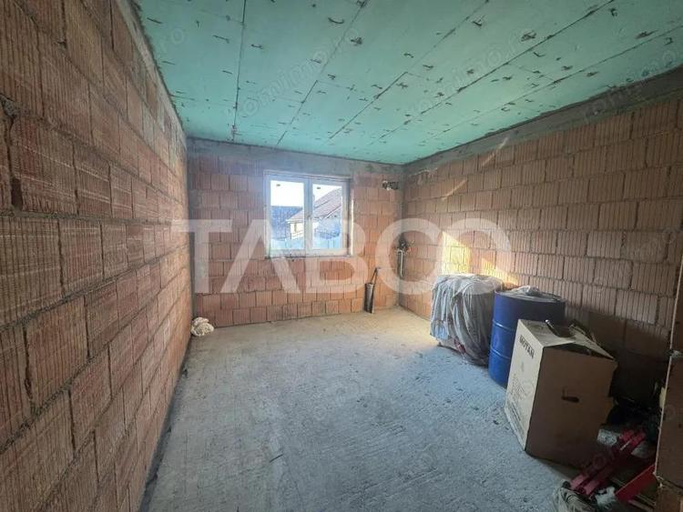 Casa individuala cu 5 camere 130 mpu teren 300 mp Cristian Sibiu - 3