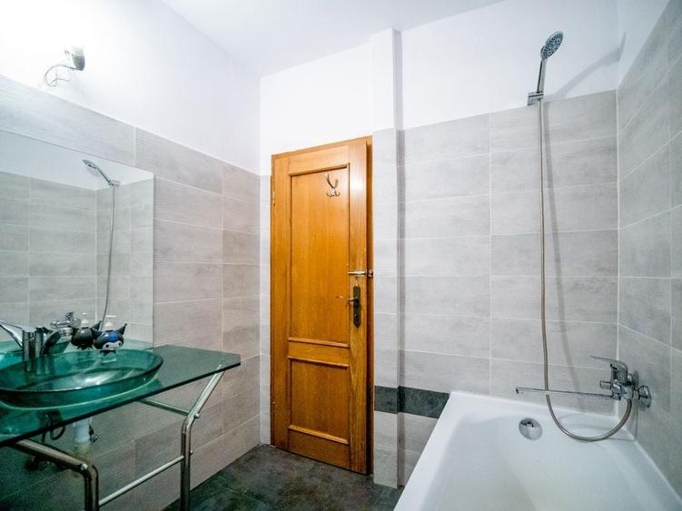 Garsonieră decomandată în Exterior Vest