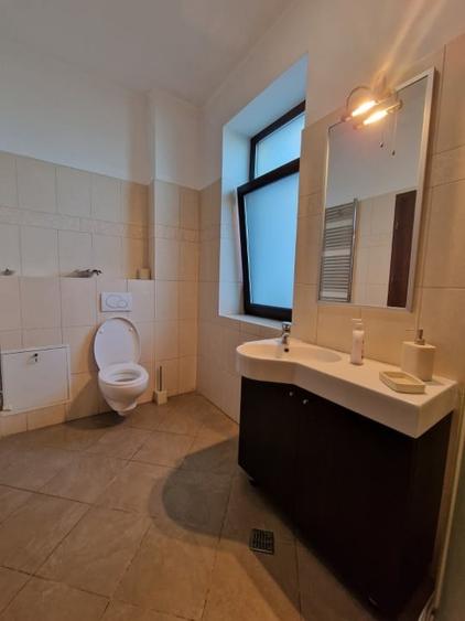 De vanzare! Vila (D+P+1E+2R) cu terasa panoramica in Mogosoaia - 13