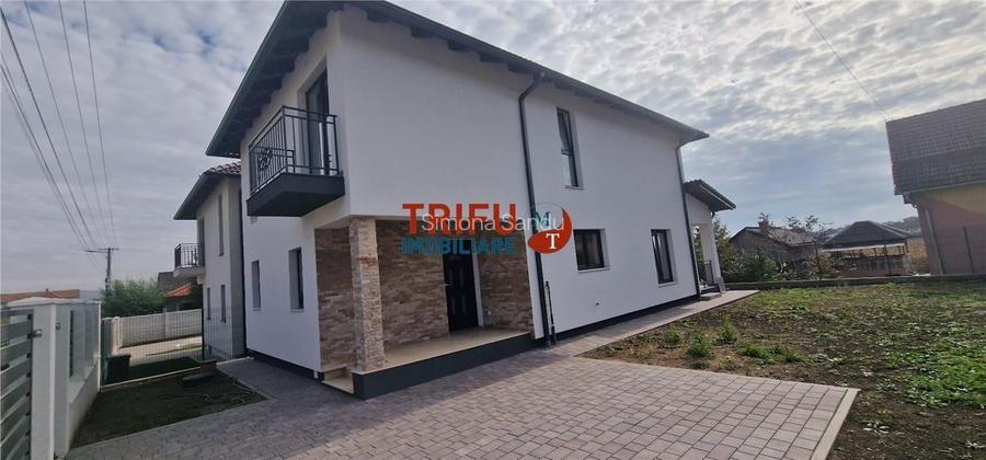 Casă individuală, situată în cartierul Micești.