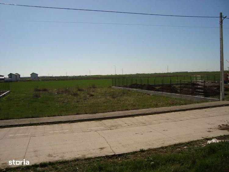 Vandb 629 mp, in Targoviste, Ulmi cu 39000 euro - 1