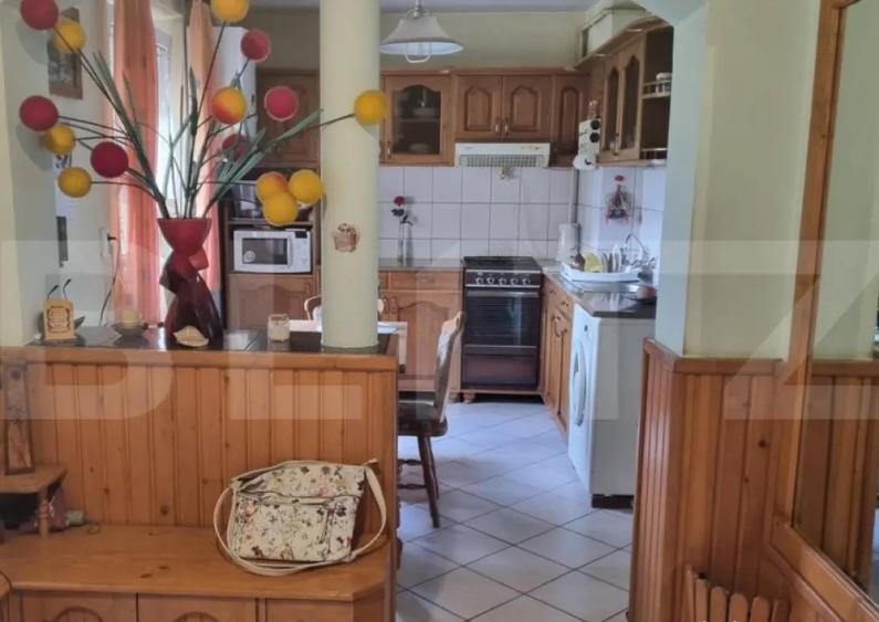 Apartament de vanzare, cu 3 camere, 91 mp, zona Bl. Closca - 4