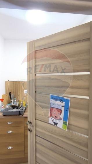 Spațiu comercial de inchiriat - 33