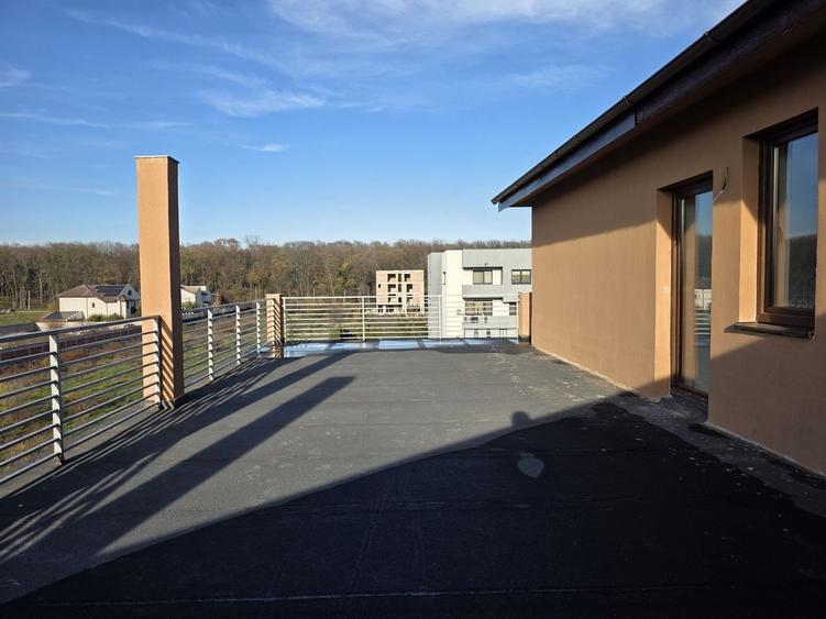 Reducere pret!!! Penthouse 281 mp cu view spectaculos in Pipera - 5