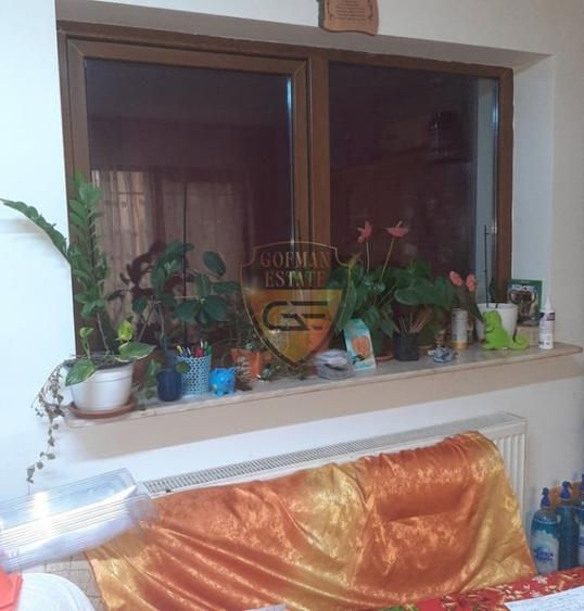 2 apartamente la parter,  Zona Dacia, stradal, ideal spatiu comercial / birouri - 1