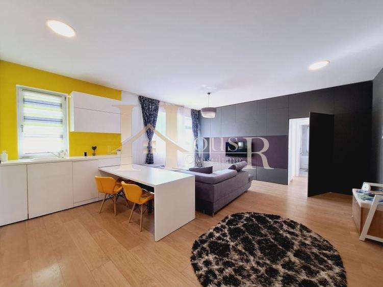 In oras, zona BRAYTIM. Penthouse cu 3 camere. Model cu 2 bai si dressing. - 2