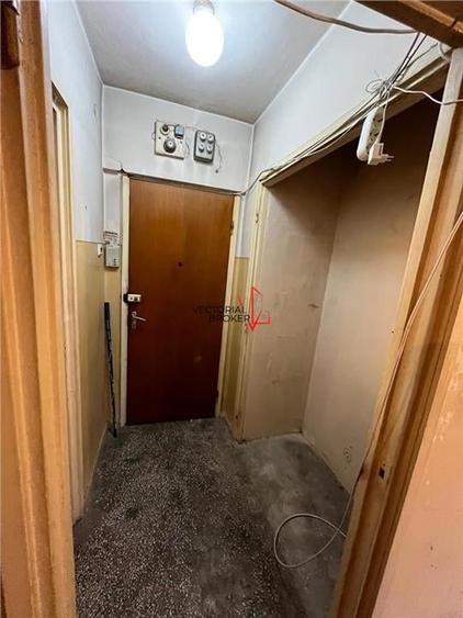 Garsoniera Titan P-ta Minis bloc mix priveliste libera - 4