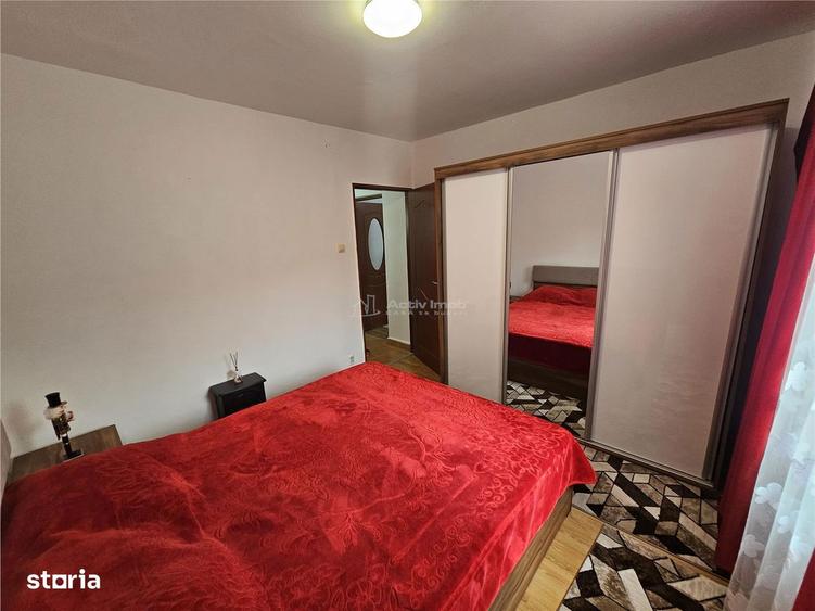 Resita, 3 Cam. Cf. 1, Mobilat+Utilat, Et. 1, Bulevard, Micro 3 - 3