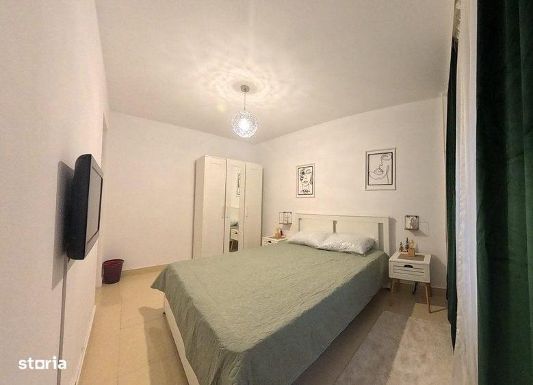 Apartament cu 3 camere decomandat în Berceni