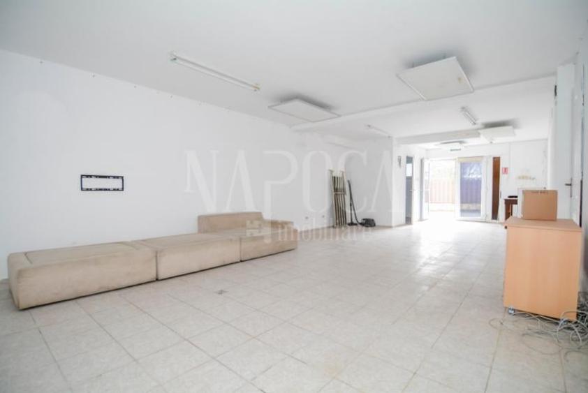 Spatiu comercial de vanzare in Floresti - 1