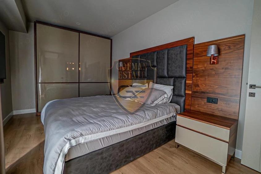 Apartament cu 2 camere decomandat în Universitate