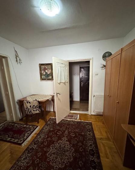 Vand apartament cu 4 camere - 2