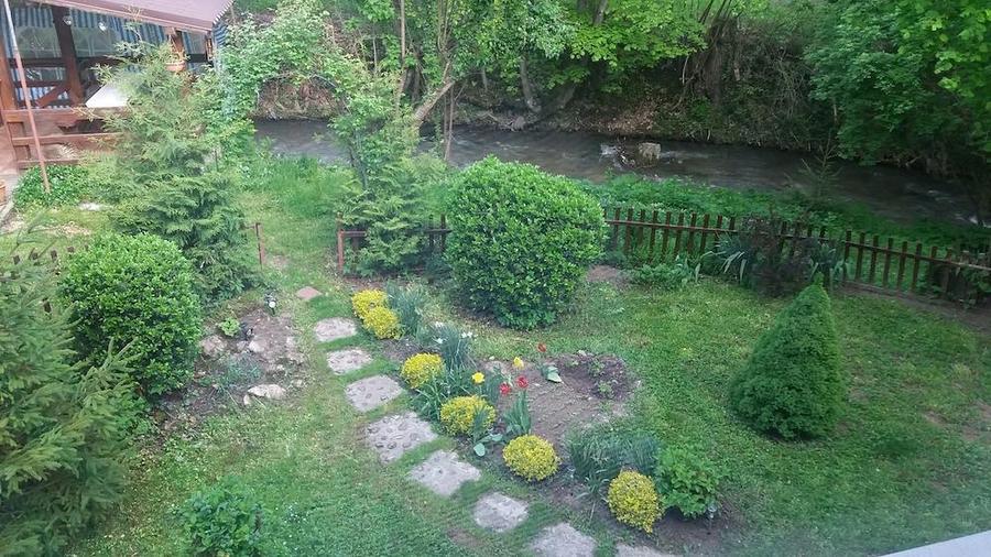 Casa in mijlocul naturii - 10