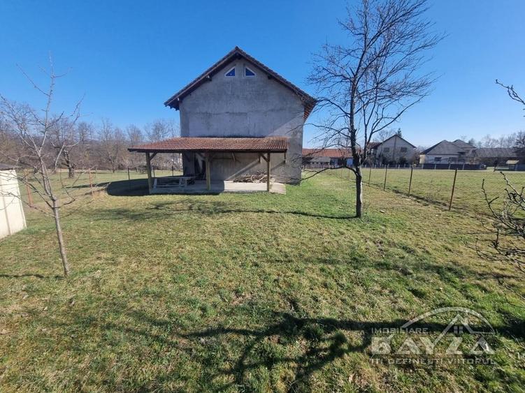 Comuna Rus, casa P+E, teren 1200 mp - 17