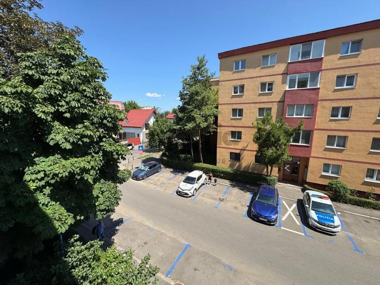 Apartament 4 camere decomandat de vanzare - Brasov, Bartolomeu - 1