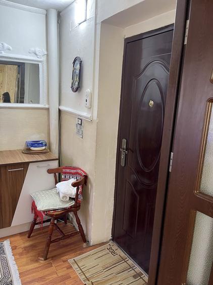 Vand apartament 2 camere zona maratei etajul 2 pretul este negociabil - 4