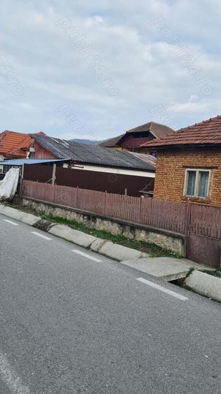 Casa cu teren de vanzare - 8