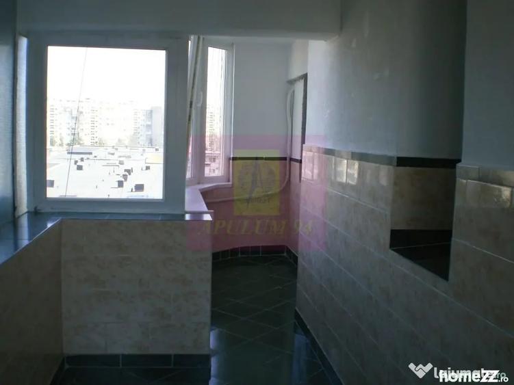 Apartament cu 3 camere decomandat în Decebal