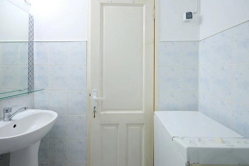 Garsonieră decomandată în Prundu