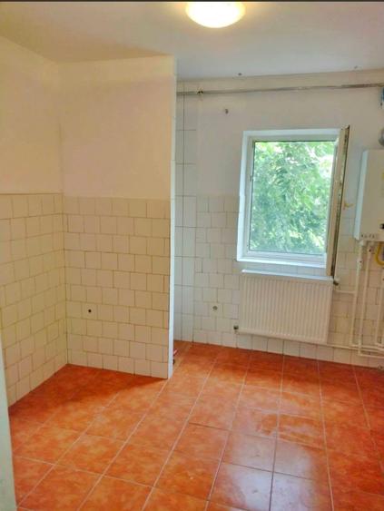 Apartament cu 4 camere în Central