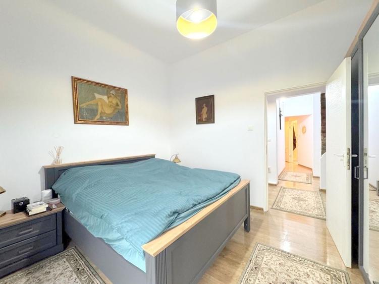 Apartament cu 2 camere decomandat, mobilat în Ultracentral