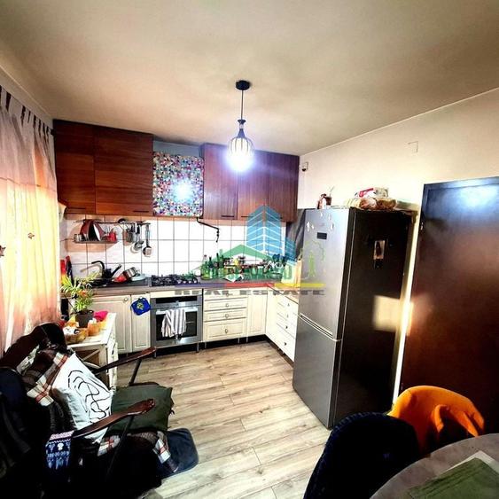 Casă cu 5 camere cu Teren 880 Mp în Ultracentral