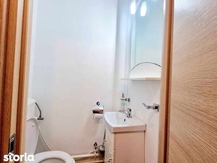 Apartament cu 3 camere decomandat, mobilat în Central