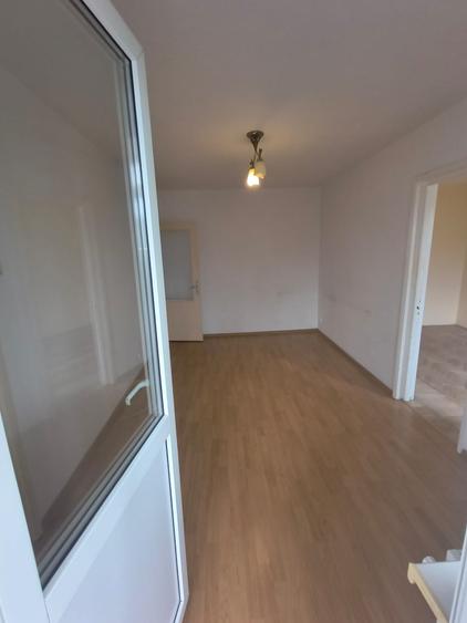 Apartament cu 2 camere nedecomandat în Alecu Russo