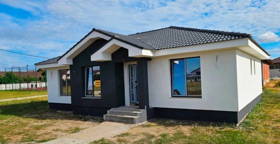 Casă cu 7 camere cu Teren 519 Mp în Sântandrei