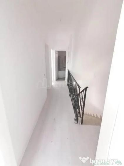 Casă cu 4 camere cu Teren 210 Mp în Rahova
