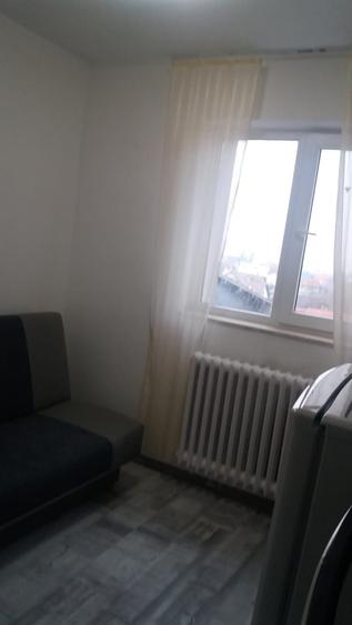 Garsonieră decomandată în Dosu Bricii