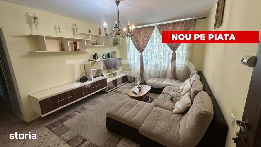 Apartament cu 3 camere semidecomandat în Central — fotografia 3