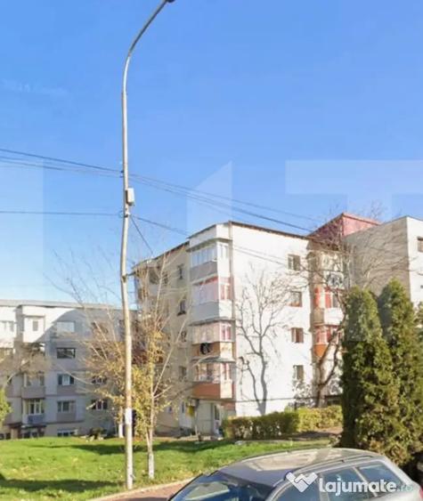 Spațiu comercial, de 51 mp, în Central