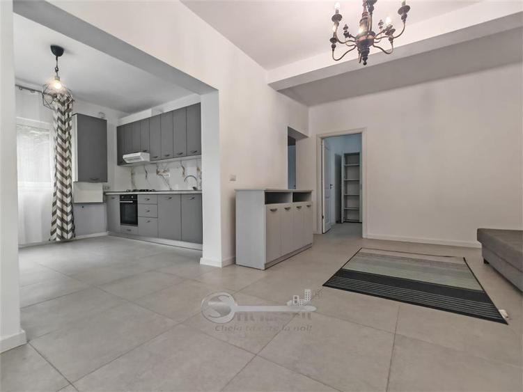 Apartament cu 3 camere decomandat, mobilat în Cug
