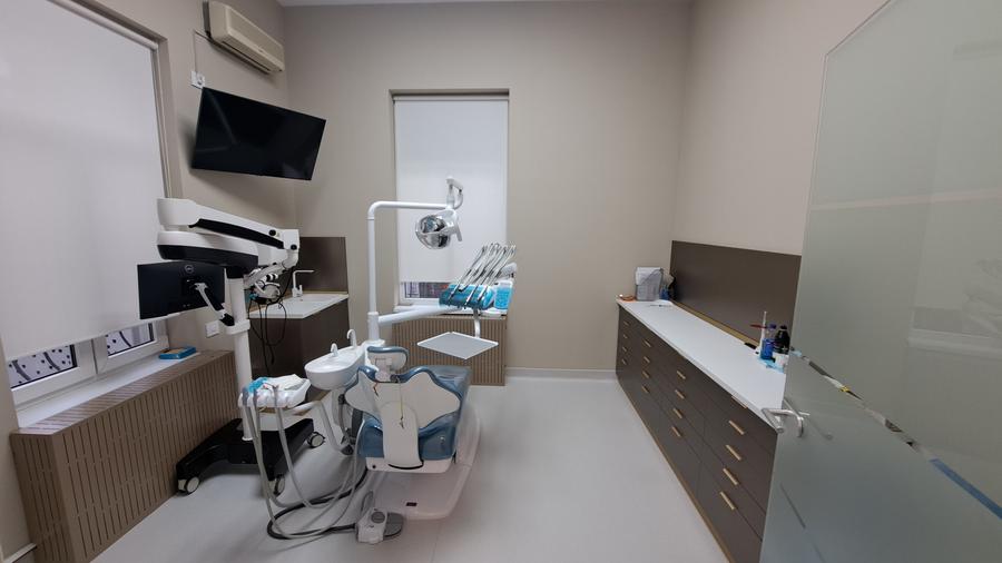 BUSINESS LA CHEIE IN VILA RENOVATA - CLINICA STOMATOLOGICA - 7