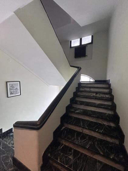 Vând apartament boem, într-un bloc ca un refren - 25