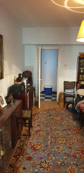 Apartament cu 3 camere decomandat în Ultracentral