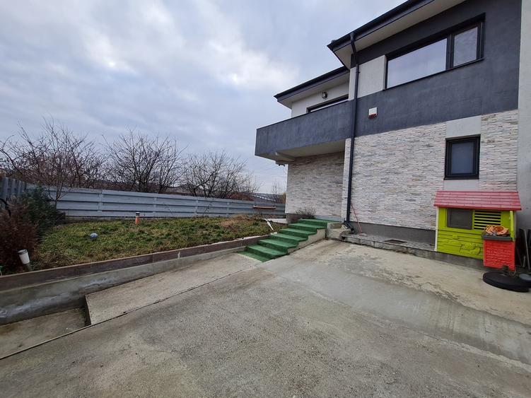 Casă Tip Duplex P+E+pod, CUG – str. Tudor Neculai, LIDL - 2