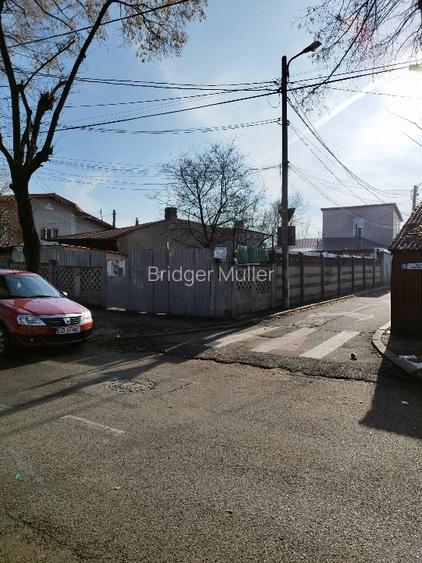 Casă dublă deschidere sos Giurgiului Casă dublă deschidere sos Giurgiului