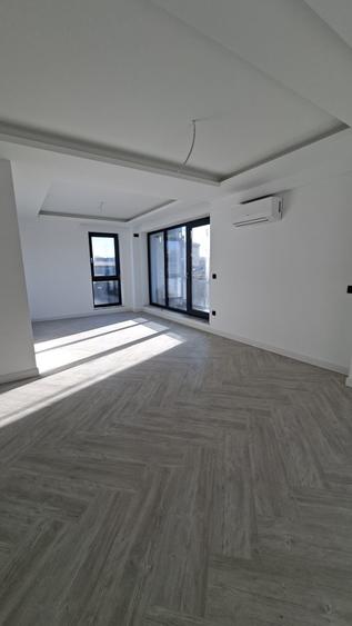 Apartament cu o camera, decomandat,41 mp, gradina 104 mp, centru/Palas/Iulius - 1