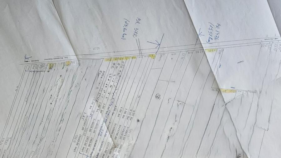 TEREN INTRAVILAN 30.000 MP ZONA AFUMATI . 2.050.000 Euro.  PRET 70 EURO/MP - 3