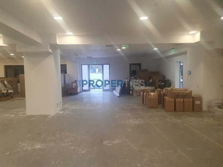 Comision 0! Inchiriere cladire birouri individuala - 1200mp - 11