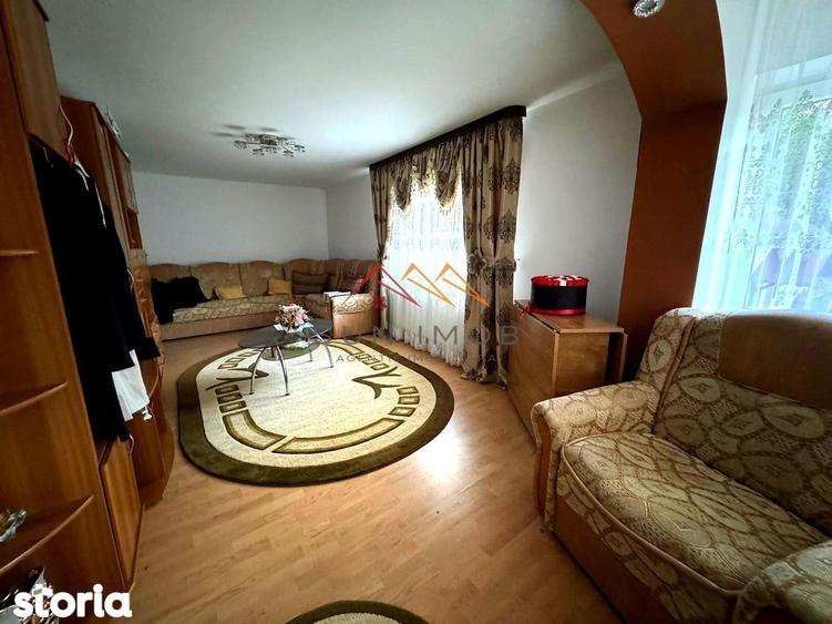 Casa 4 camere, anexe, recent renovata, foisor, teren 781mp, Izvoru, DB - 12