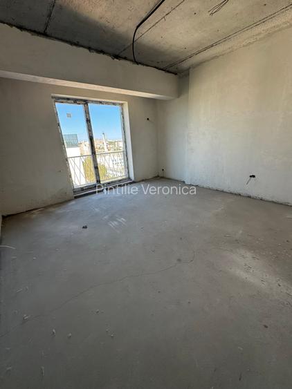 Studio Decomandat Zona Far Bloc Nou