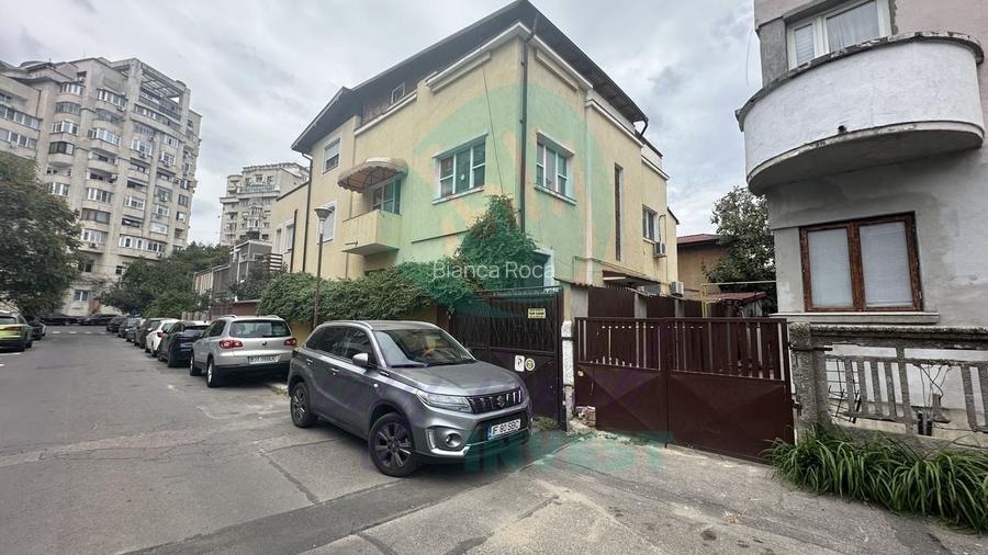 VILA cu 2 apartamente in apropiere de Piata Alba Iulia VILA cu 2 apartamente in apropiere de Piata Alba Iulia