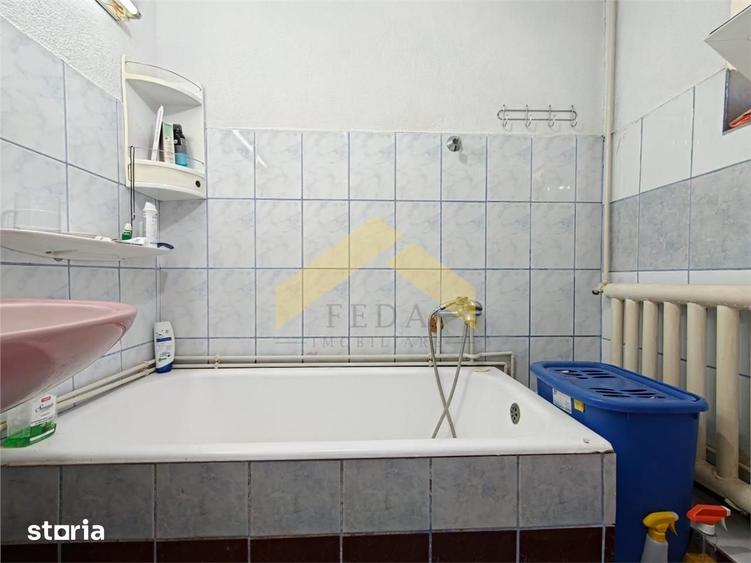 Casă cu 4 camere cu Teren 2000 Mp în Cuiaș