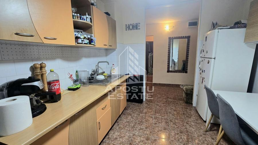 Apartament cu 4 camere, 2 bai, 3 balcoane, etaj intermediar, Aradului - 5