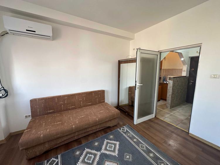 Garsoniera de inchiriat in zona UTA - 5