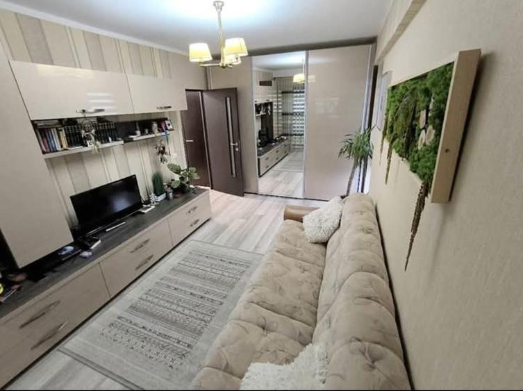 Inchirierez apartament 2 camere - 3